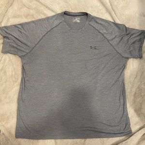 Under Armour TShirt